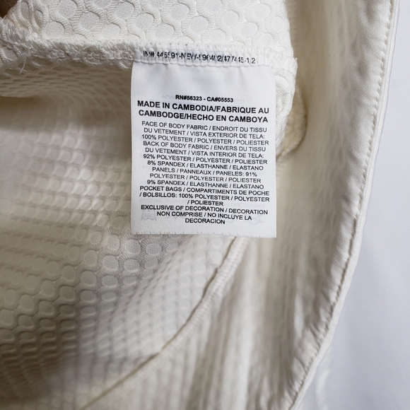 Nike Women’s White Half Zip Pullover Jacket Sweater Small - Picture 8 of 10